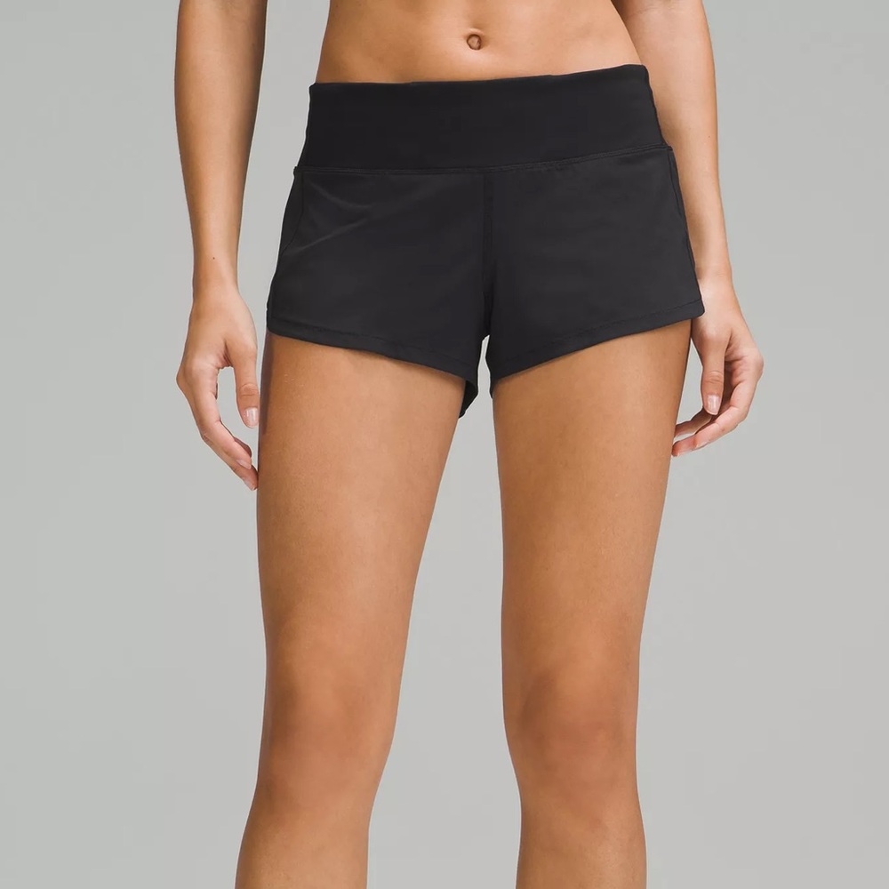 Lululemon Speed Up Short - 2.5 Low Rise